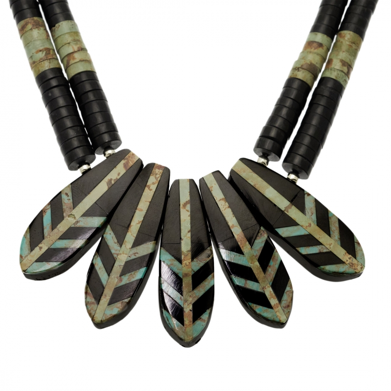 Black-jet and turquoise necklace, humming bird feathers CO240 - Harpo Paris