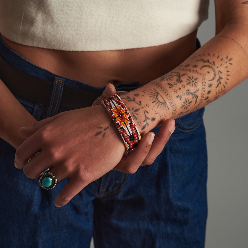 Navajo bracelet in colorful glass beads - Harpo Paris