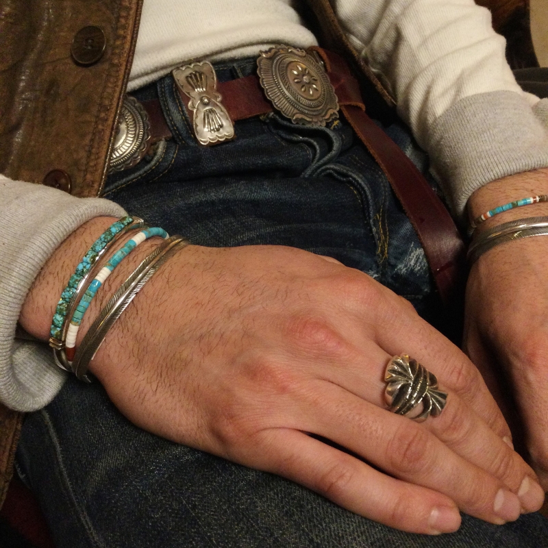 Navajo bracelet BRw68H in silver with arrows - Harpo Paris